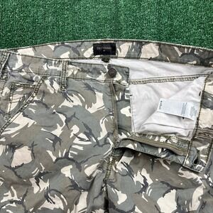 True Religion Camo Runner Pants Mens Size 36x31 Cotton Flat Front Jogger Stretch